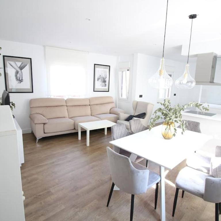 pluma y espada - Apartamento de 3 dormitorios - 1