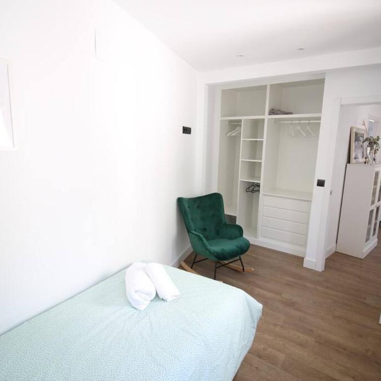 pluma y espada - Apartamento de 3 dormitorios - 10