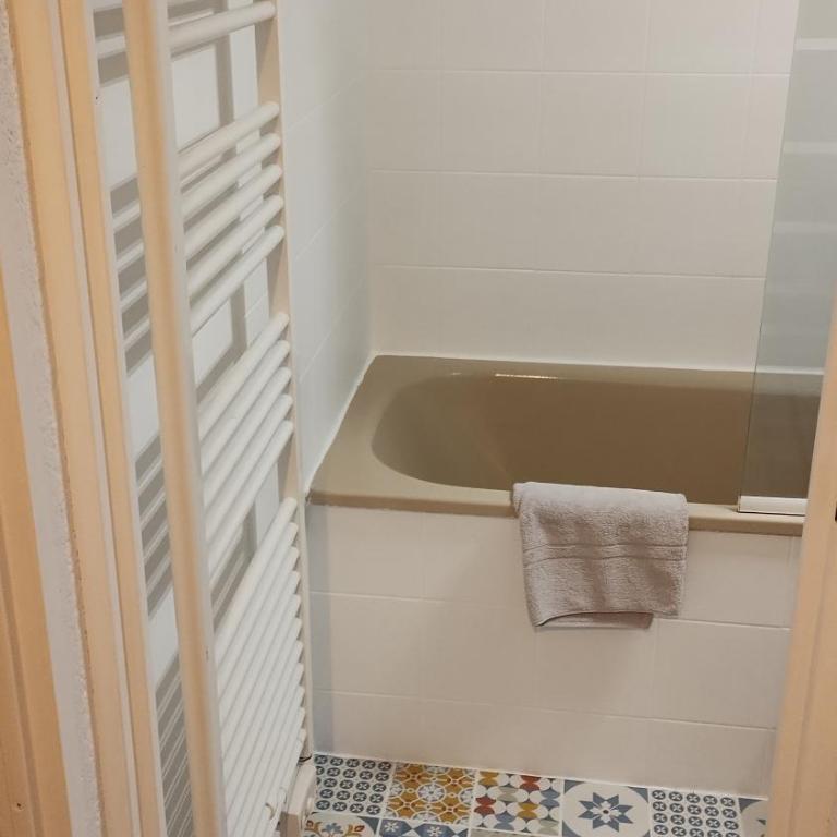 Un cocon pour deux - Apartment mit 1 Schlafzimmer - 8