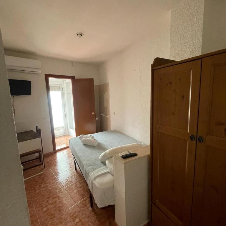 Pensión Fortea - Habitación Individual con baño - 3