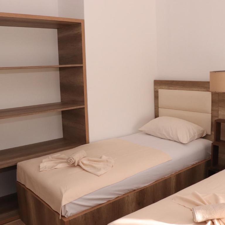Gjinaj Apartments - Studio - 5