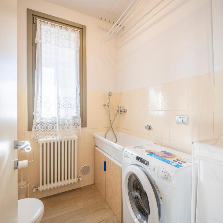 Balbi8 - Appartamento con 2 Camere da Letto - 8