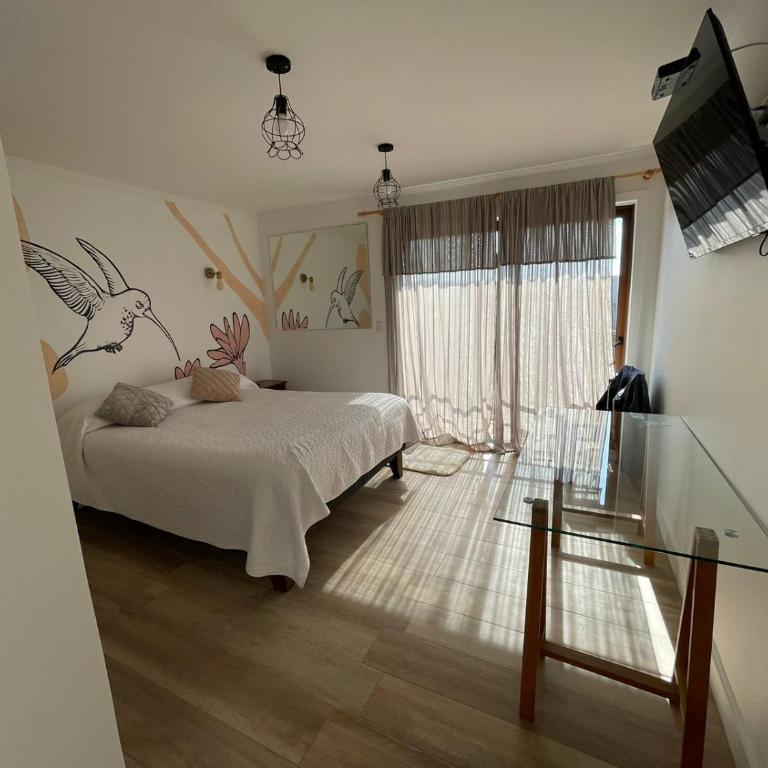 HOSTAL LA MODERNA - Superior Queen Room - 1