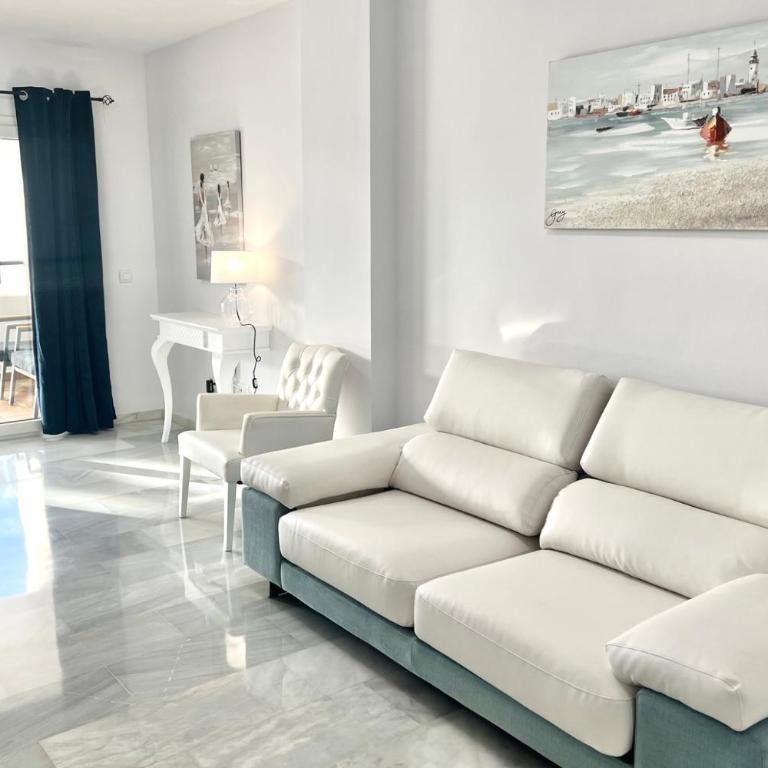 MI CAPRICHO Beachfront 400 - Apartment With Sea Views Costa del Sol - Two-Bedroom Apartments - 27