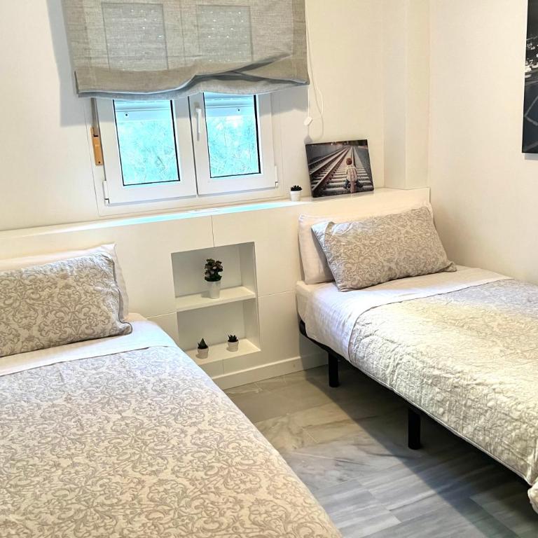 MI CAPRICHO Beachfront 400 - Apartment With Sea Views Costa del Sol - Two-Bedroom Apartments - 38