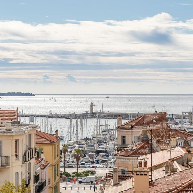 Superbe appartement 5 pièces avec vue mer à Cannes - Appartement - 23