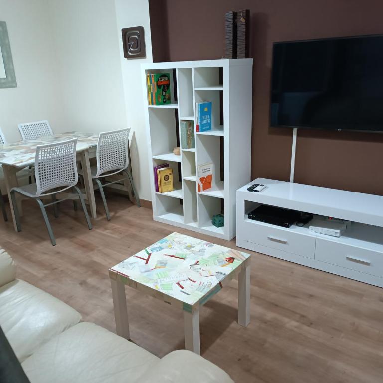 Playa caleta 7 min, wifi, catedral, centro - Apartamento de 1 dormitorio - 9