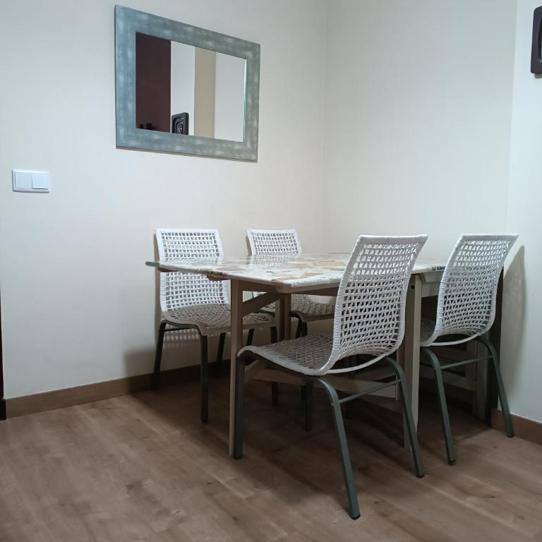 Playa caleta 7 min, wifi, catedral, centro - Apartamento de 1 dormitorio - 10
