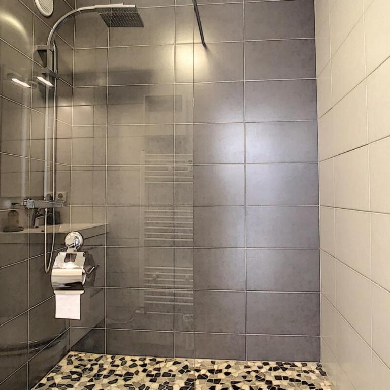 Brand new 1 bedroom in the hert of Cannes - Appartement - 14