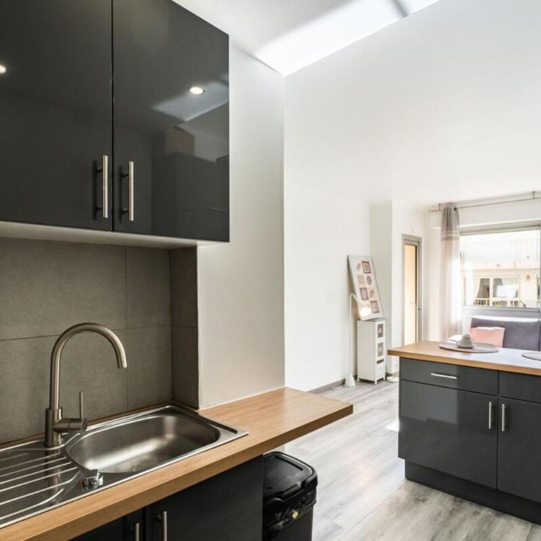 Wdf one bedroom 1 min walk to Martinez hotel - Apartamento - 8