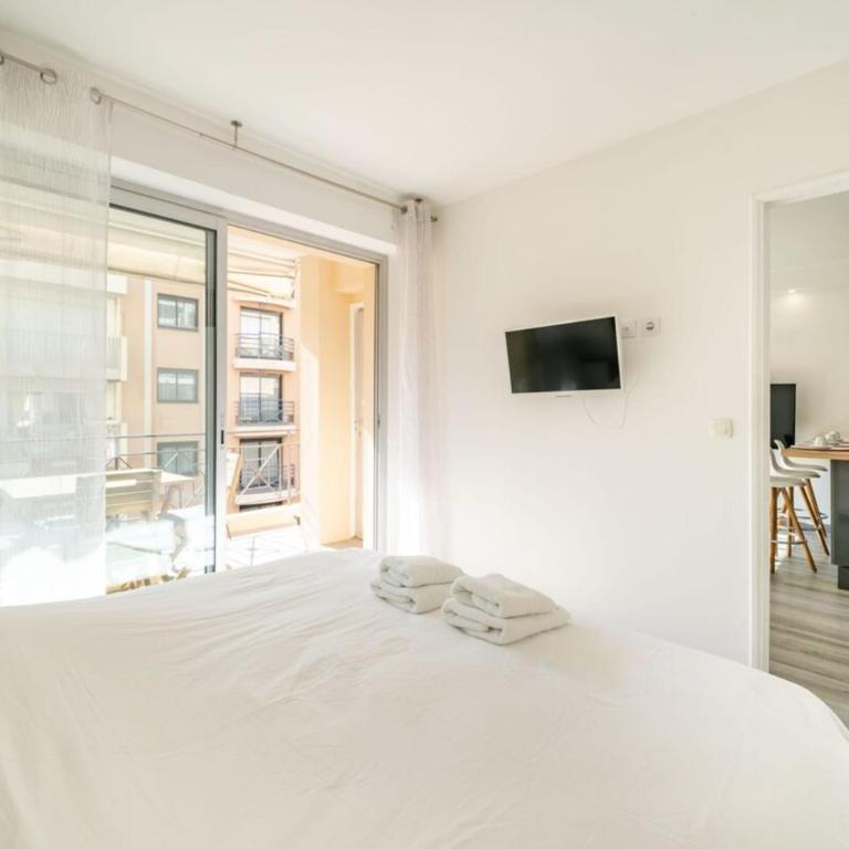 Wdf one bedroom 1 min walk to Martinez hotel - Apartamento - 10