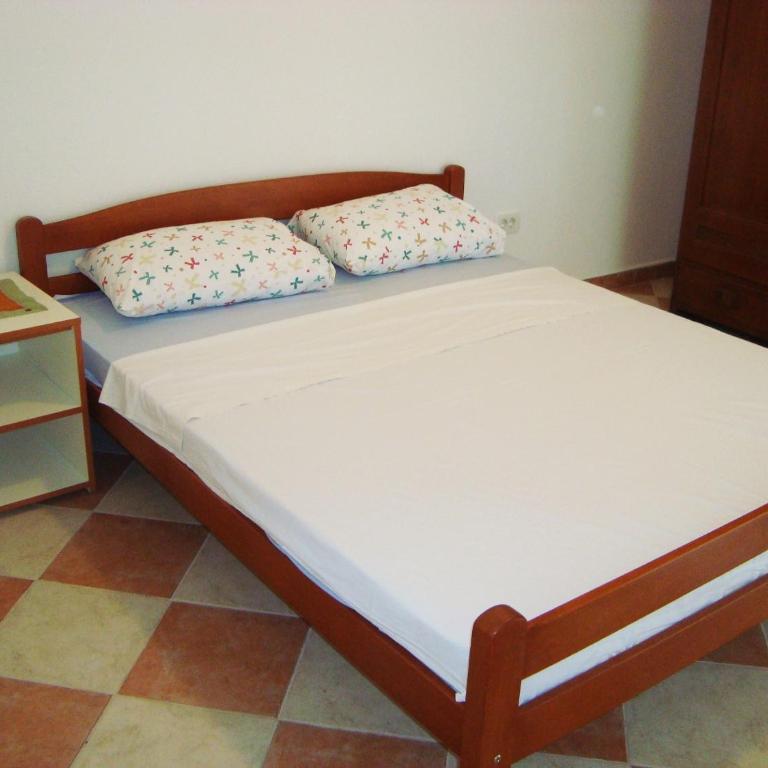 Apartments Rolovina - Two-Bedroom Apartment - 14