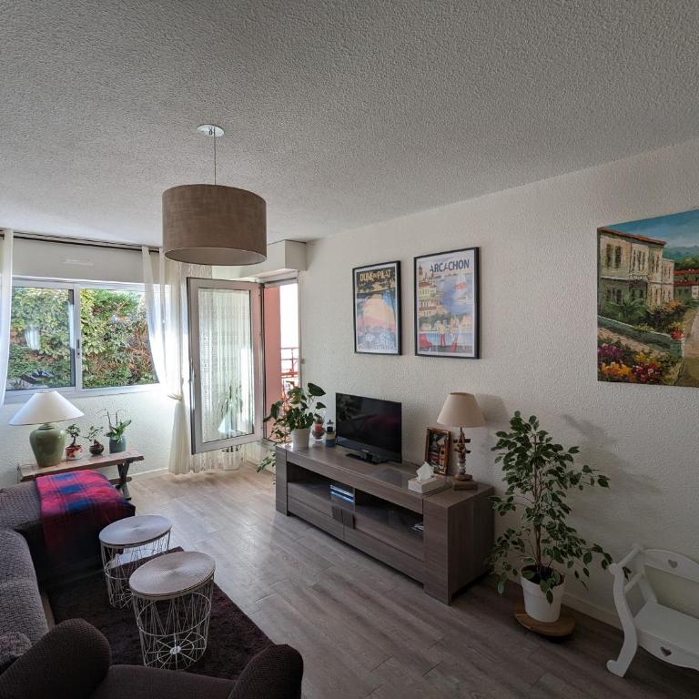 Arcachon - Ville d'Automne: Agréable T3 pour 4 avec Balcon, Parking et Proche Plage - FR-1-420-30 - Apartment (4 Adults) - 8
