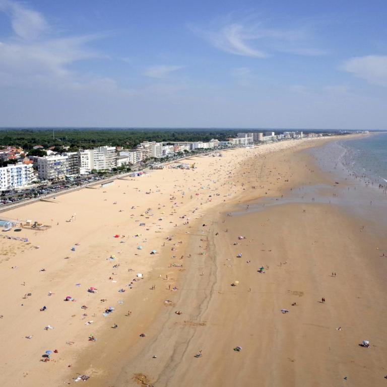 Appartement calme à 150m de la plage avec parking privé - FR-1-323-305 - Appartement - 6