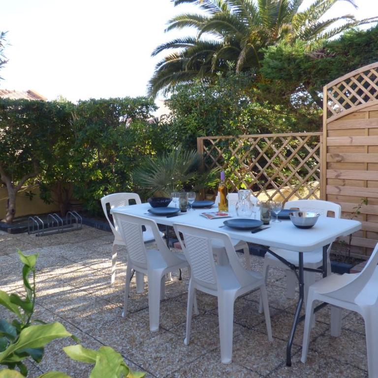 T2, rez-de-jardin, terrasse, piscine, Les Maisons de la Plage, Narbonne Plage - Apartment mit 1 Schlafzimmer - 2