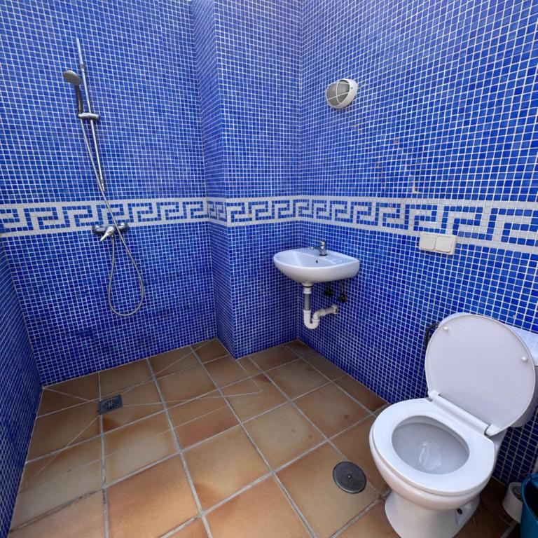 Ático con piscina privada en el corazón de Nerja! - Casa - 15