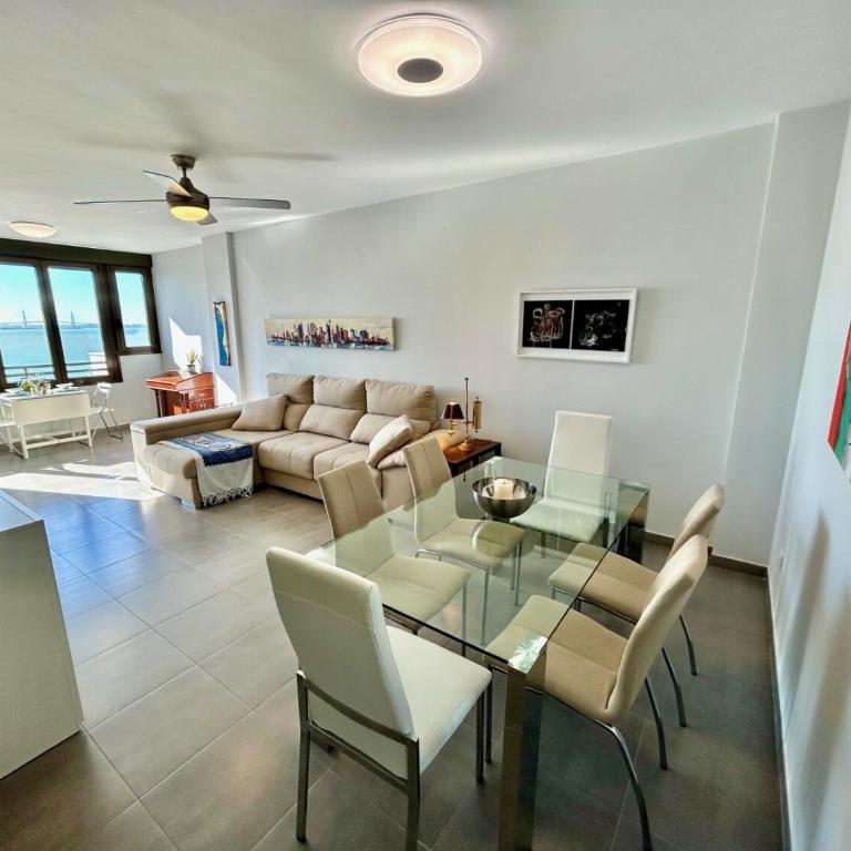 GATU Arena " Preferente mayores de 21 años y familias " - Apartamento de 3 dormitorios - 1