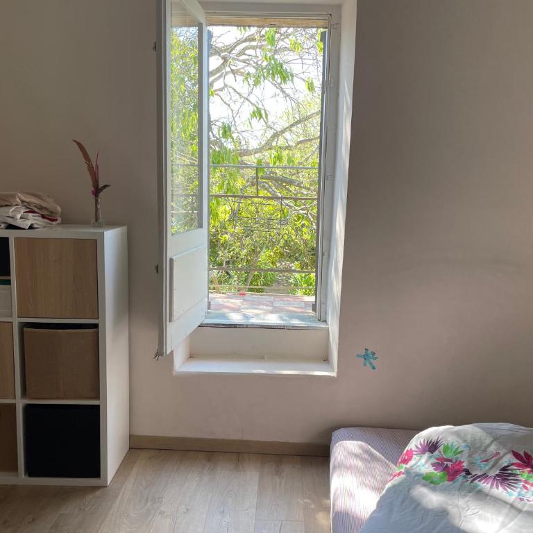 Petite maison de ville avec jardin quartier calme - Two-Bedroom House - 6