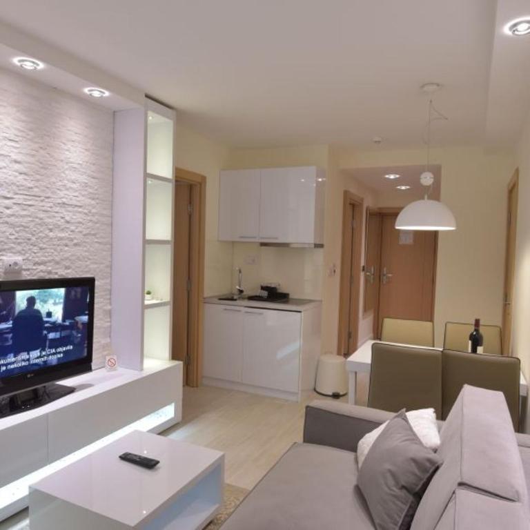 Konaci Kopaonik Lux Apartmani - Superior Porodična Soba - 7