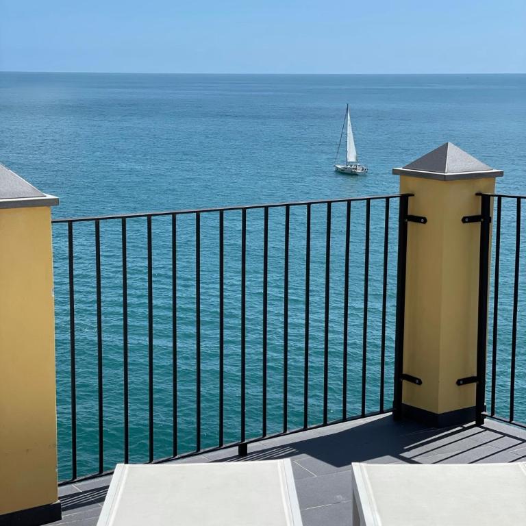 La Polena Camere Vernazza - Suite vista mare - Suite with Sea View - 12