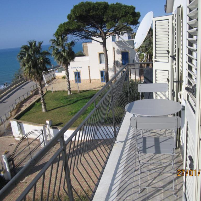 VistaMare - Two-Bedroom Apartment - 30