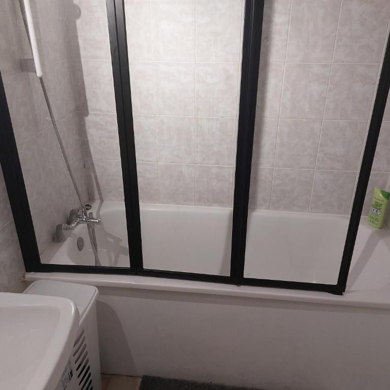 T2 Montpellier plein sud clim wifi terrasse de 16m2 - Apartment mit Terrasse - 15