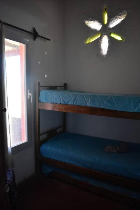 LaGloriaMds - Three-Bedroom House - 27
