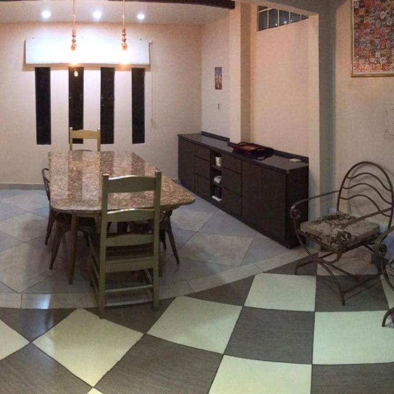 Acogedora Casa Céntrica - Two-Bedroom House - 2