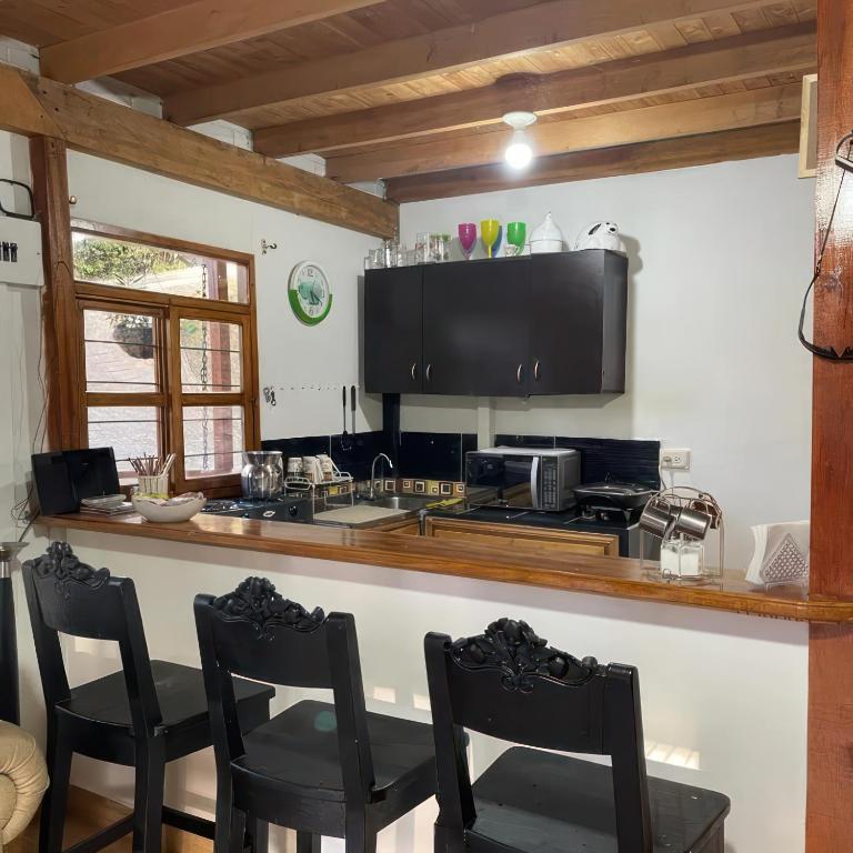 Finca con BBQ, Parking Privado y Hamacas - Three-Bedroom House - 10