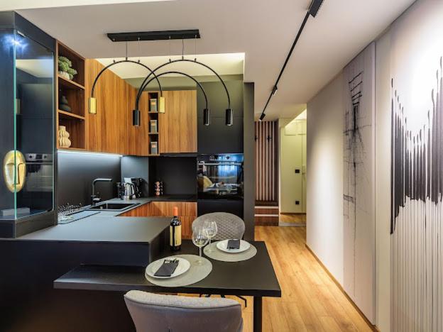 Butterfly - One-Bedroom Apartment - 29