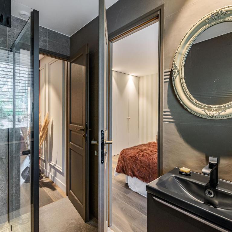 Villa sur le toit, duplex, 5 pièces 160m2, piscine - Appartement - 43