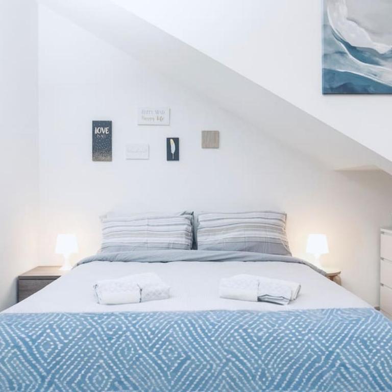 Loft - Comfort Studio - [10m Piazza Maggiore] - One-Bedroom Apartment - 2