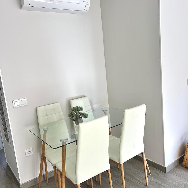 Don Paco - Two-Bedroom Apartment - 7