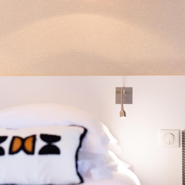 Hotel des Lices - Petite Chambre Double - 7