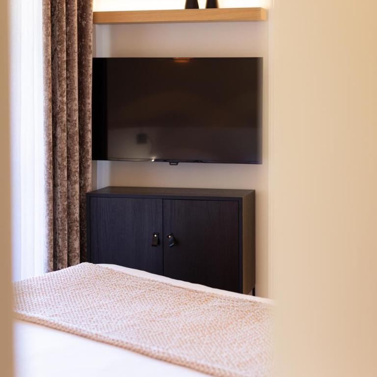 Hotel des Lices - Petite Chambre Double - 11