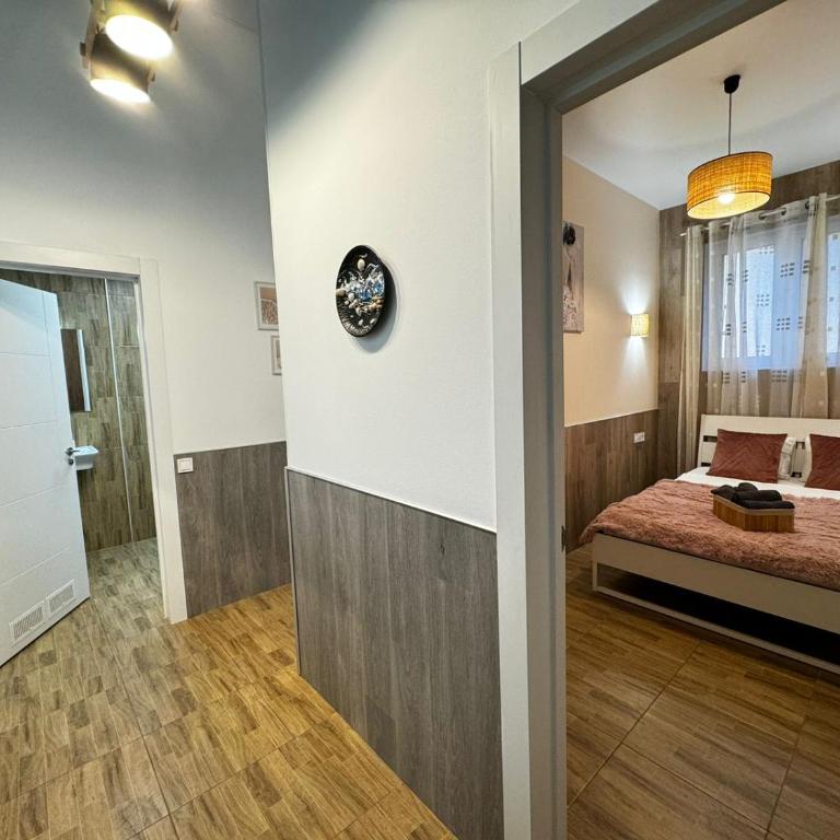 Lliri 32 - One-Bedroom Suite - 15