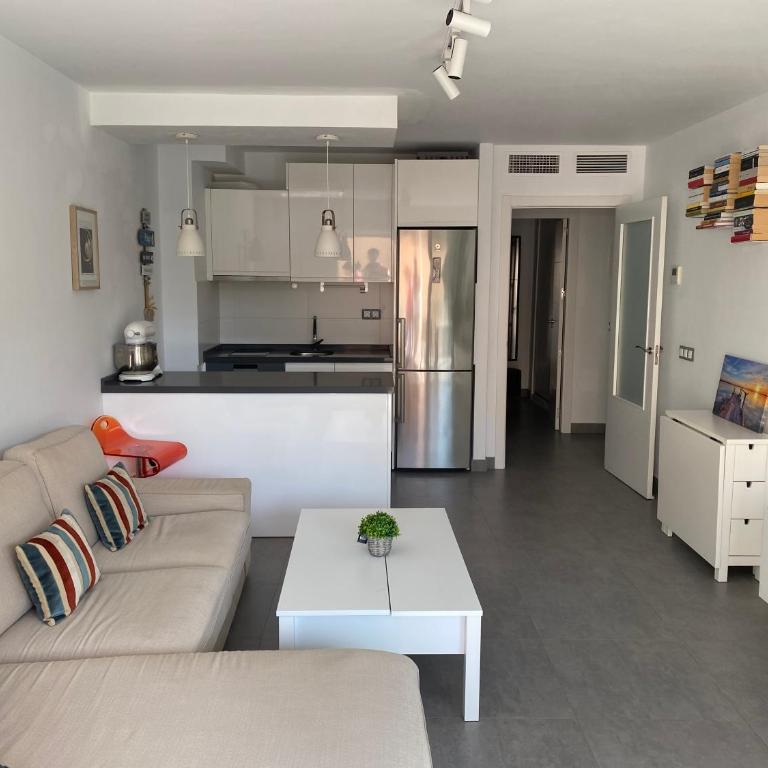 Apartamento Nogamar en Fuengirola, a 50 metros de la playa - Apartamento de 2 dormitorios - 4