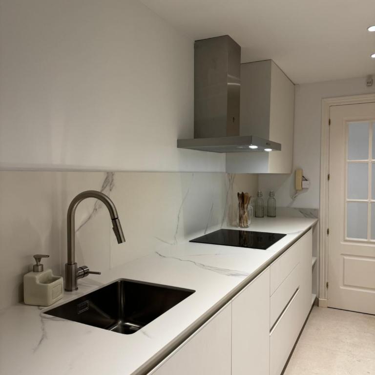 Lomas del Marbella Club - EaW Homes - Two-Bedroom Apartment - 25