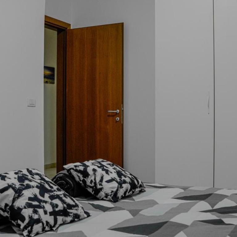 Monti Exclusive Apartment - Two-Bedroom House - 20