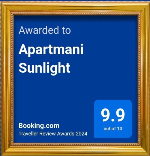 Apartmani Sunlight - Apartment with Pool View - 10