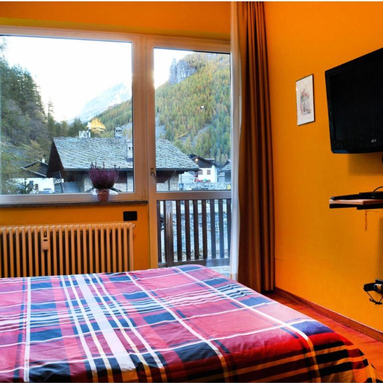 5 Minutes from Monterosa Ski, Small Cottage - Appartamento con Vista Montagna - 2