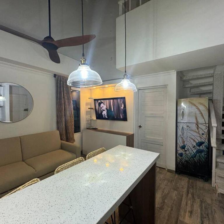 Cómodo apartamento con vista al mar y la montaña - Two-Bedroom Apartment - 3