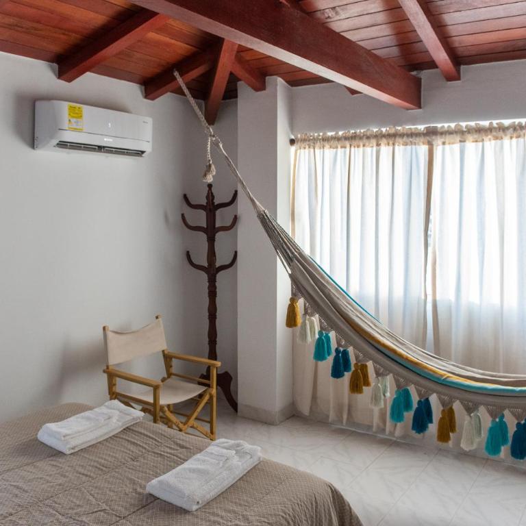 Cómodo apartamento con vista al mar y la montaña - Two-Bedroom Apartment - 41