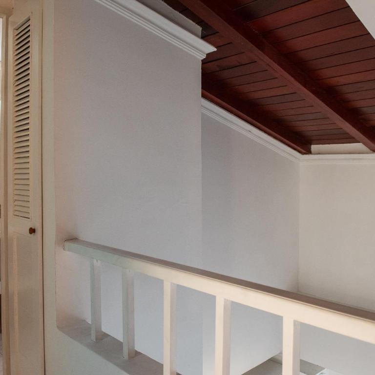 Cómodo apartamento con vista al mar y la montaña - Two-Bedroom Apartment - 56