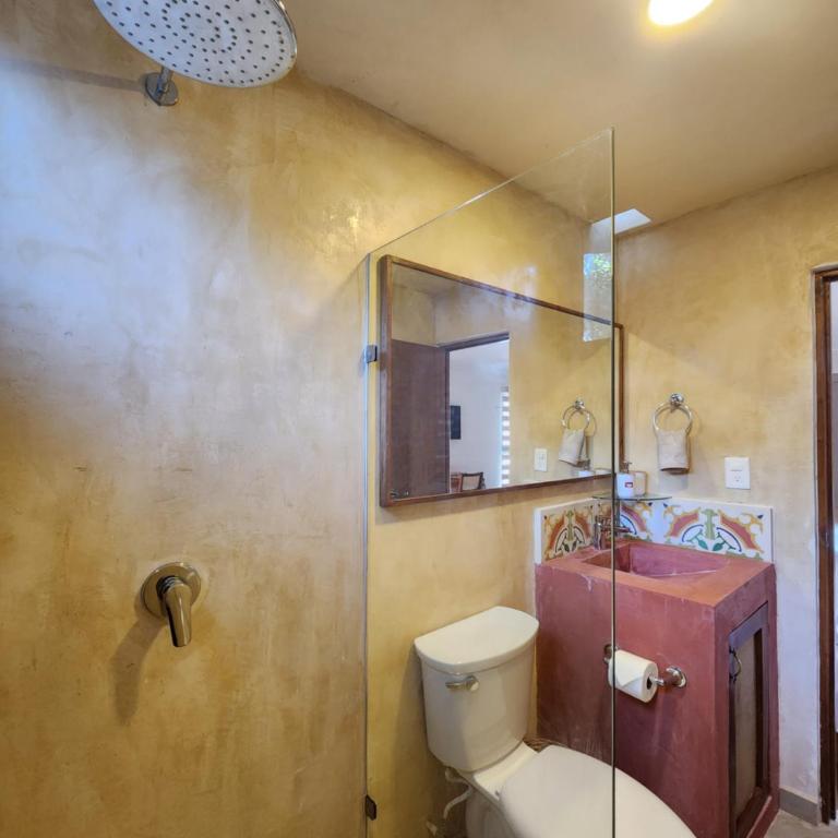 Modern loft with AC near Paseo Montejo - El Rosal - One-Bedroom Apartment - 3