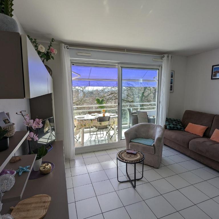 Arcachon - Superbe T3 avec terrasse, piscine et parking sécurisé - 6 personnes - FR-1-420-33 - Apartment (6 Adults) - 10