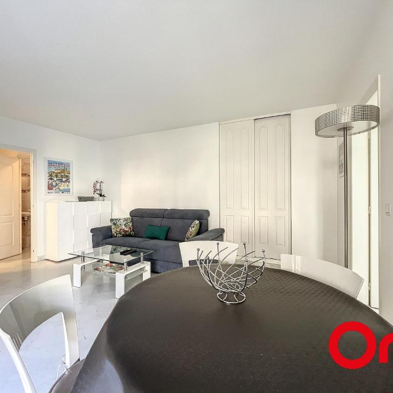 Appartement Central proche Plages avec Piscine, Sauna, Parking et Climatisation - FR-1-647-23 - Appartamento - 5