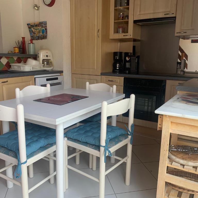 GRUISSAN PORT JOLI T3 DUPLEX - Appartement 2 Chambres - 5