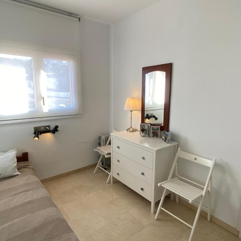 Exclusive apart sea front Costa Brava - Apartamento de 1 dormitorio - 35