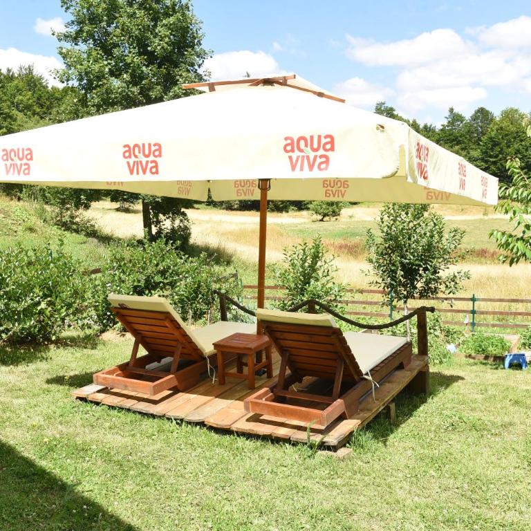 Private Cabin in the Woods - Three-Bedroom House - 37
